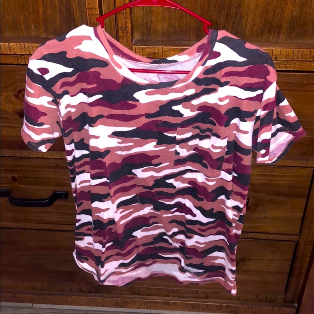Short sleeve
